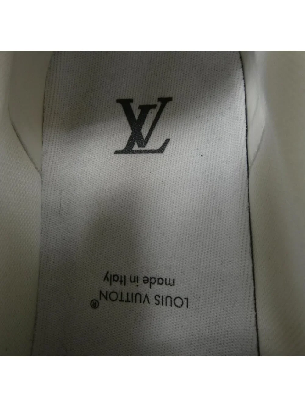 Louis Vuitton LV Trainers Sneakers - Picture 6 of 6